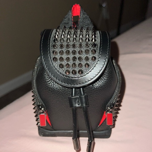 Christian Louboutin Explorafunk keyring bag 
Keyring, leather and spikes - Picture 3 of 6
